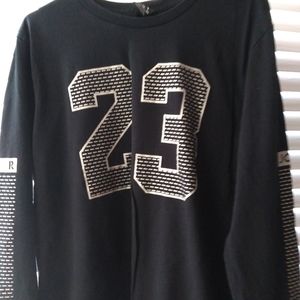 Authentic Michael Jordan Sweater size XL. Pre owned